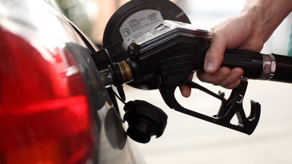 Precios de la gasolina han aumentado 40% desde enero, expertos piensan que seguirán subiendo