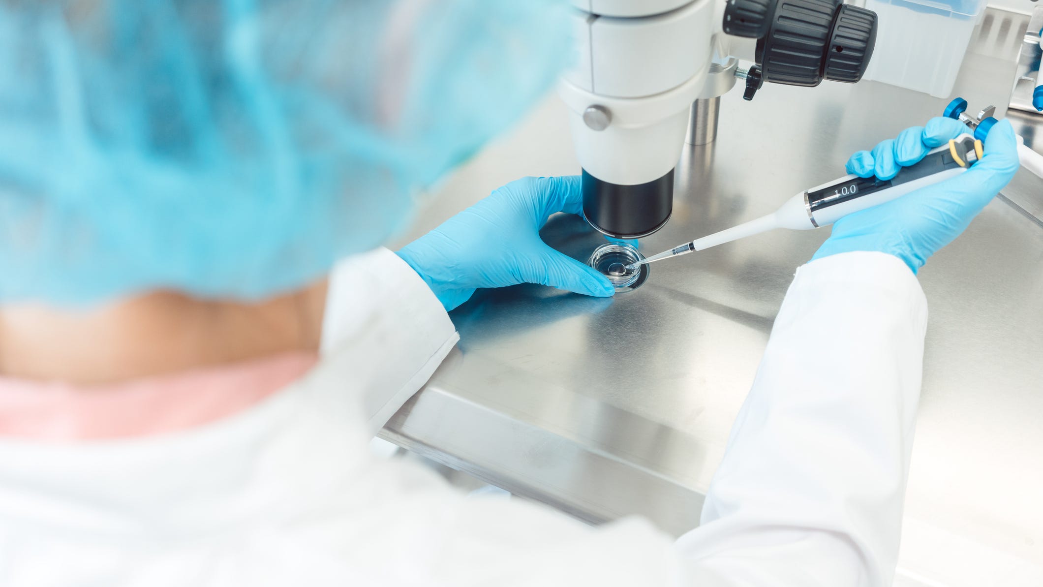 Gay couple sues fertility clinic over alleged wrong embryo implant