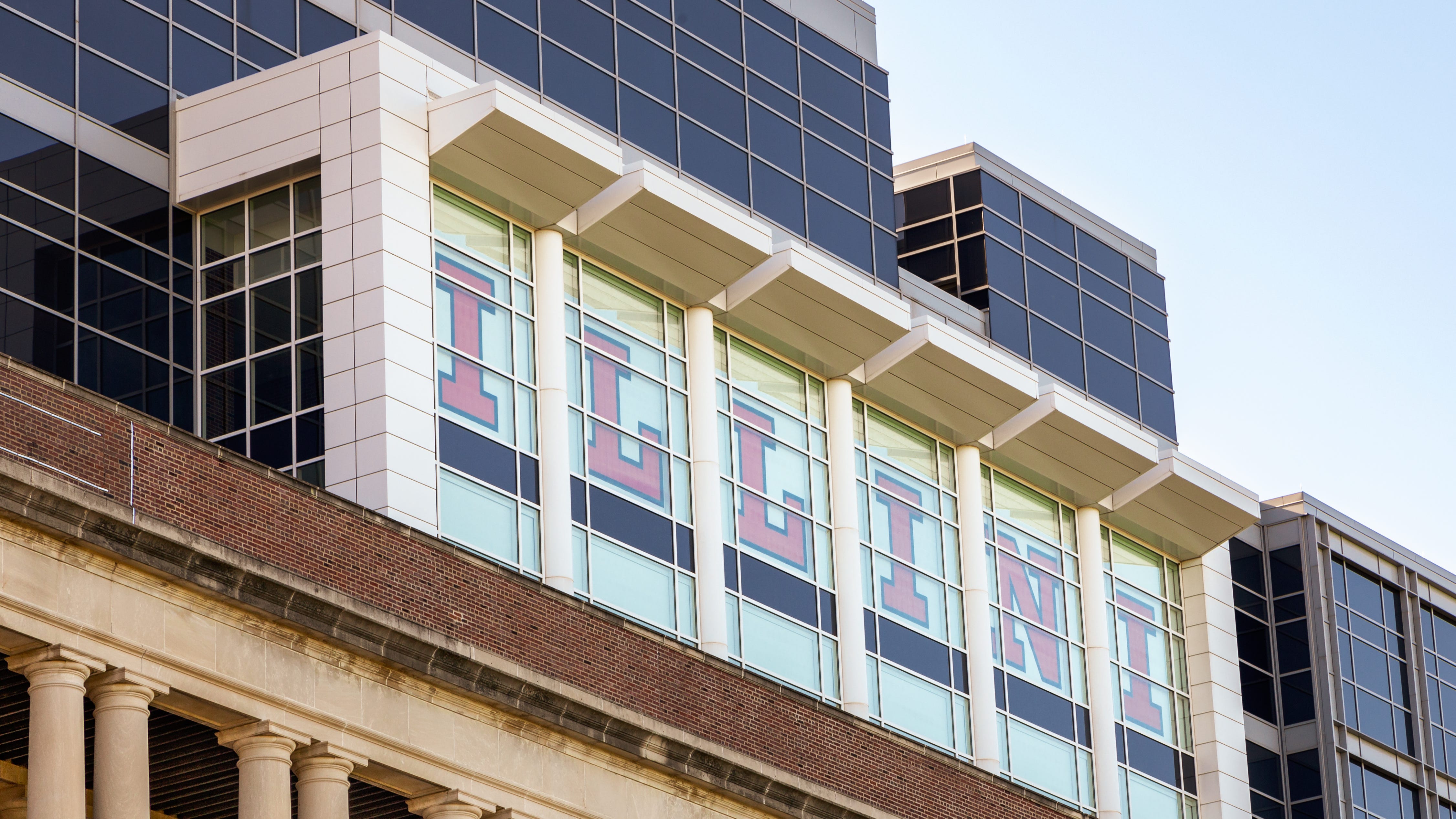 U of I assists alumni with investing for startups
