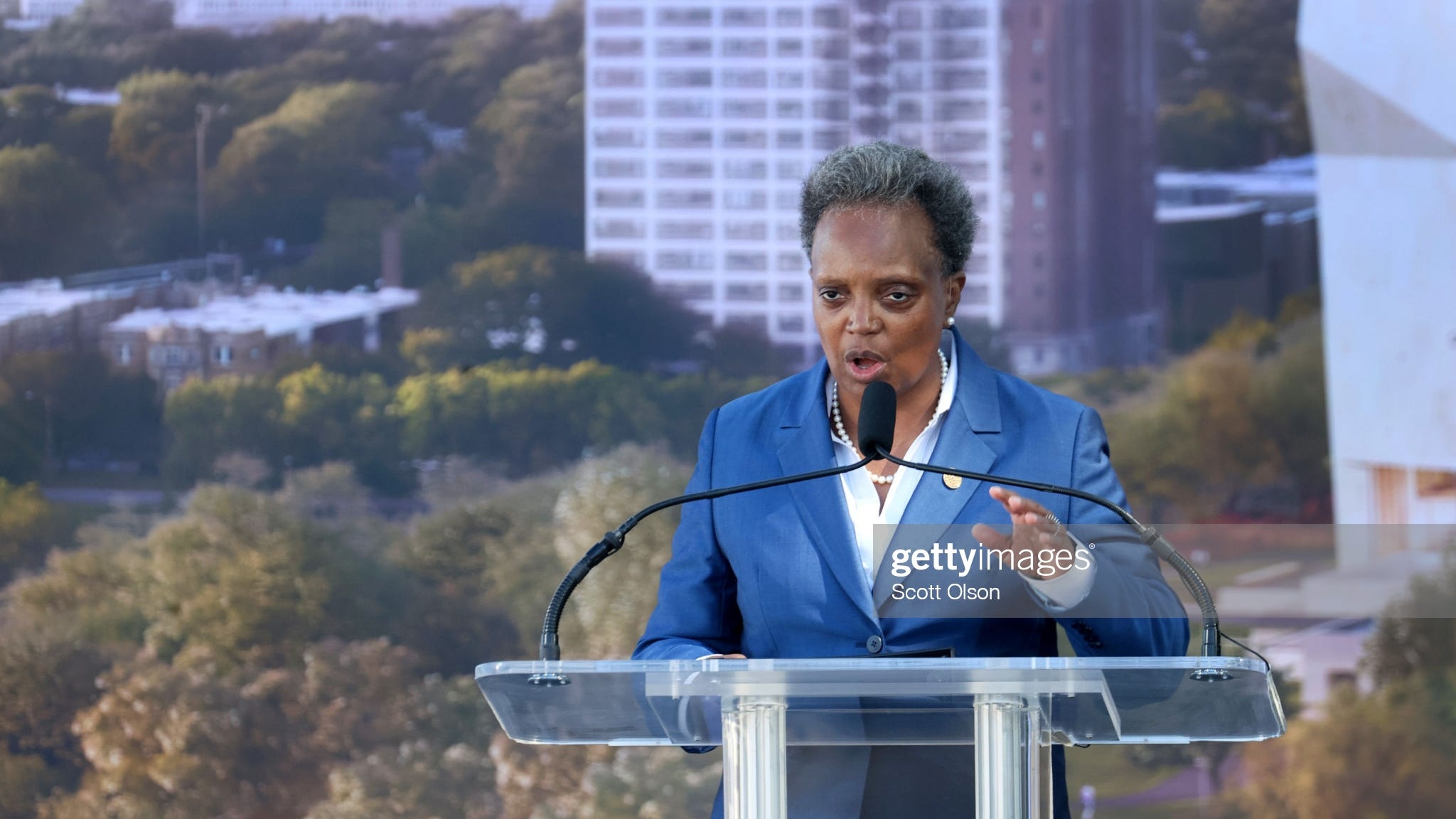 Lightfoot allegedly booed at plumbers union event