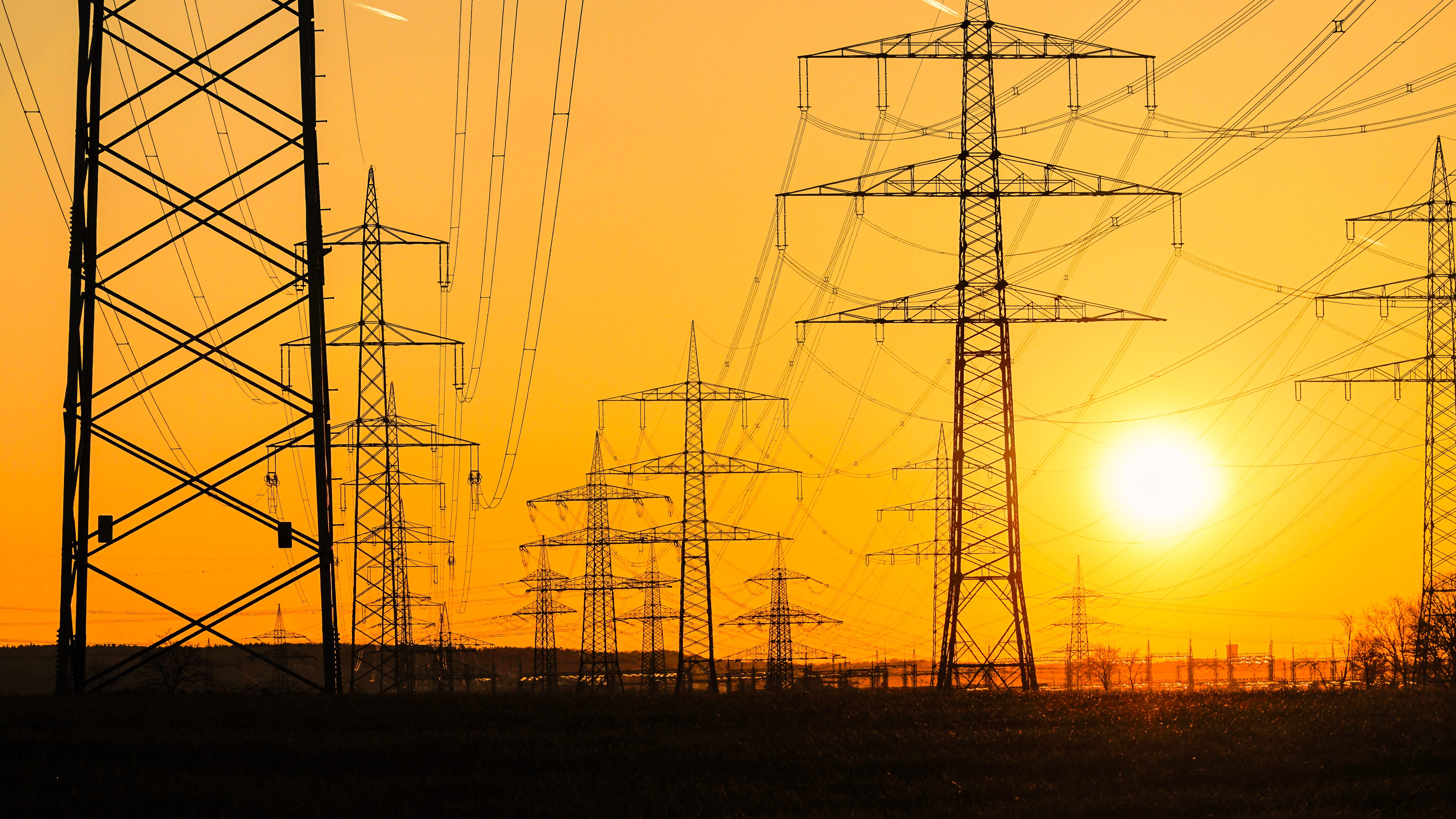Com Ed increases rates to invest more in energy efficiency