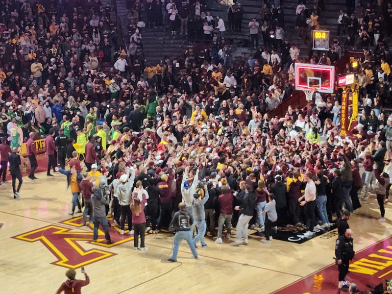 Gophers win