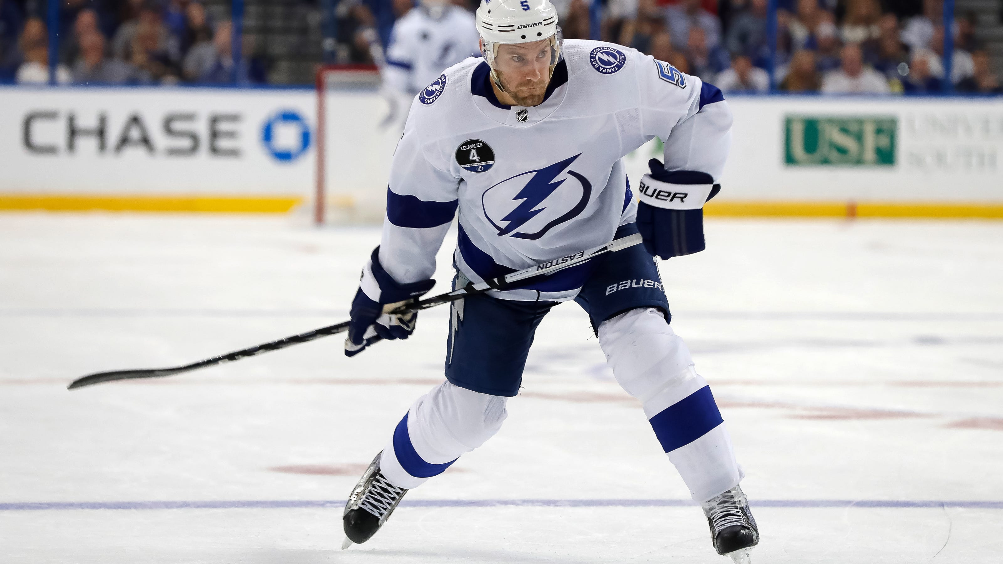 Dan Girardi has wealth of experience to pass on to Sabres' young defensemen
