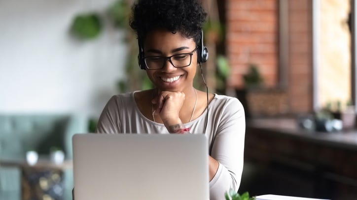 11 Podcasts to Help You Conquer Your New Year's Resolutions