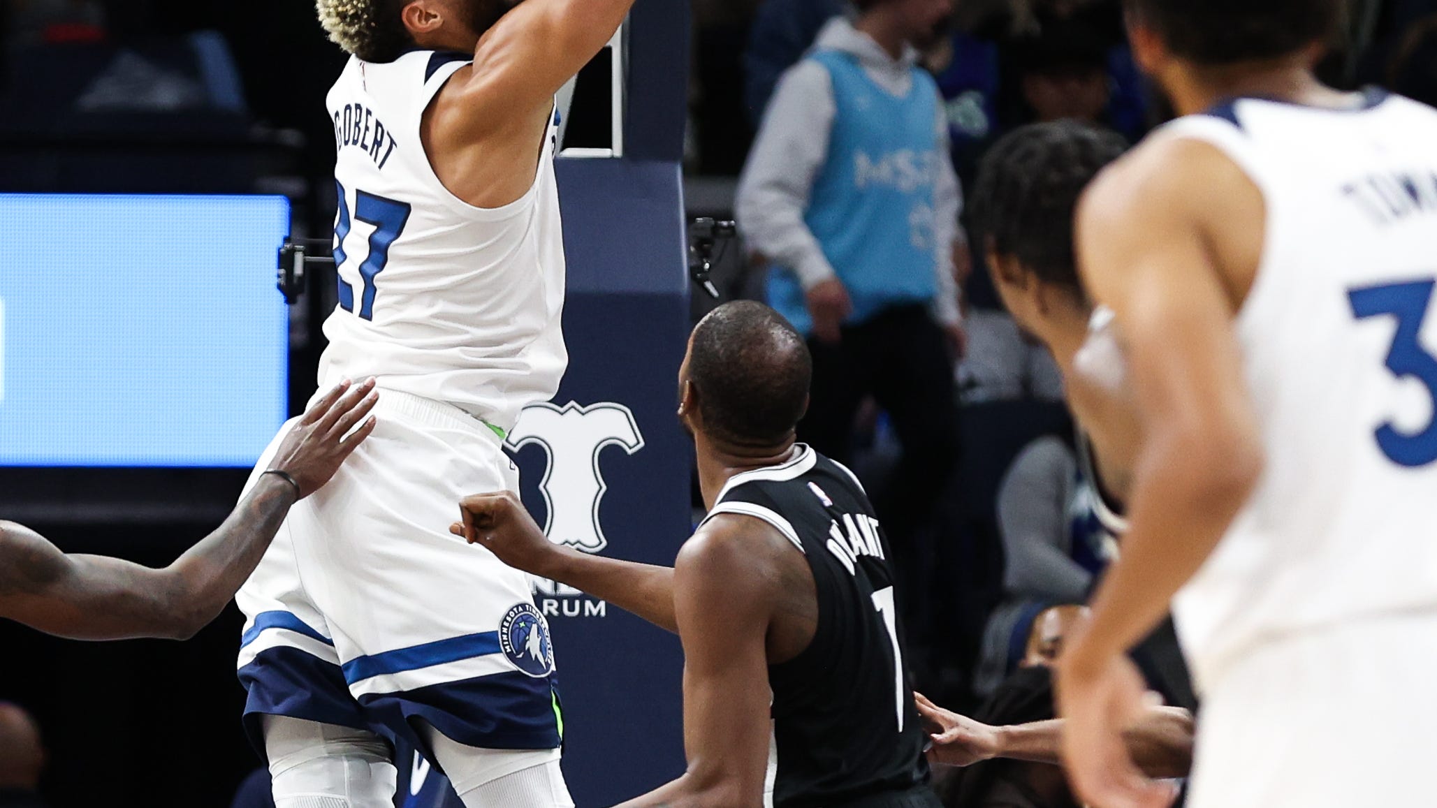 WCCO Radio staff predicts the Timberwolves season