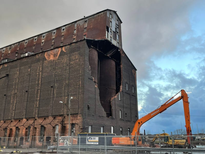 Great Northern grain elevator