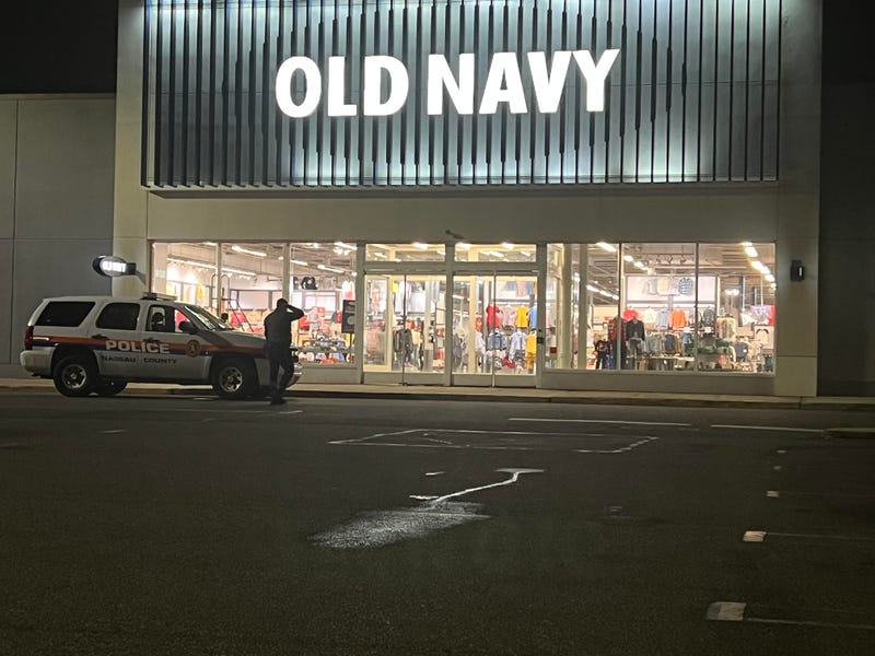 Green Acres mall shooting