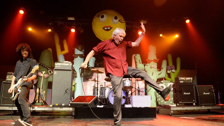 Guided By Voices Plans Marathon 100 Song New Year's Eve Concert