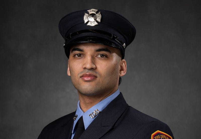 Firefighter killed in motorcycle crash on FDR.