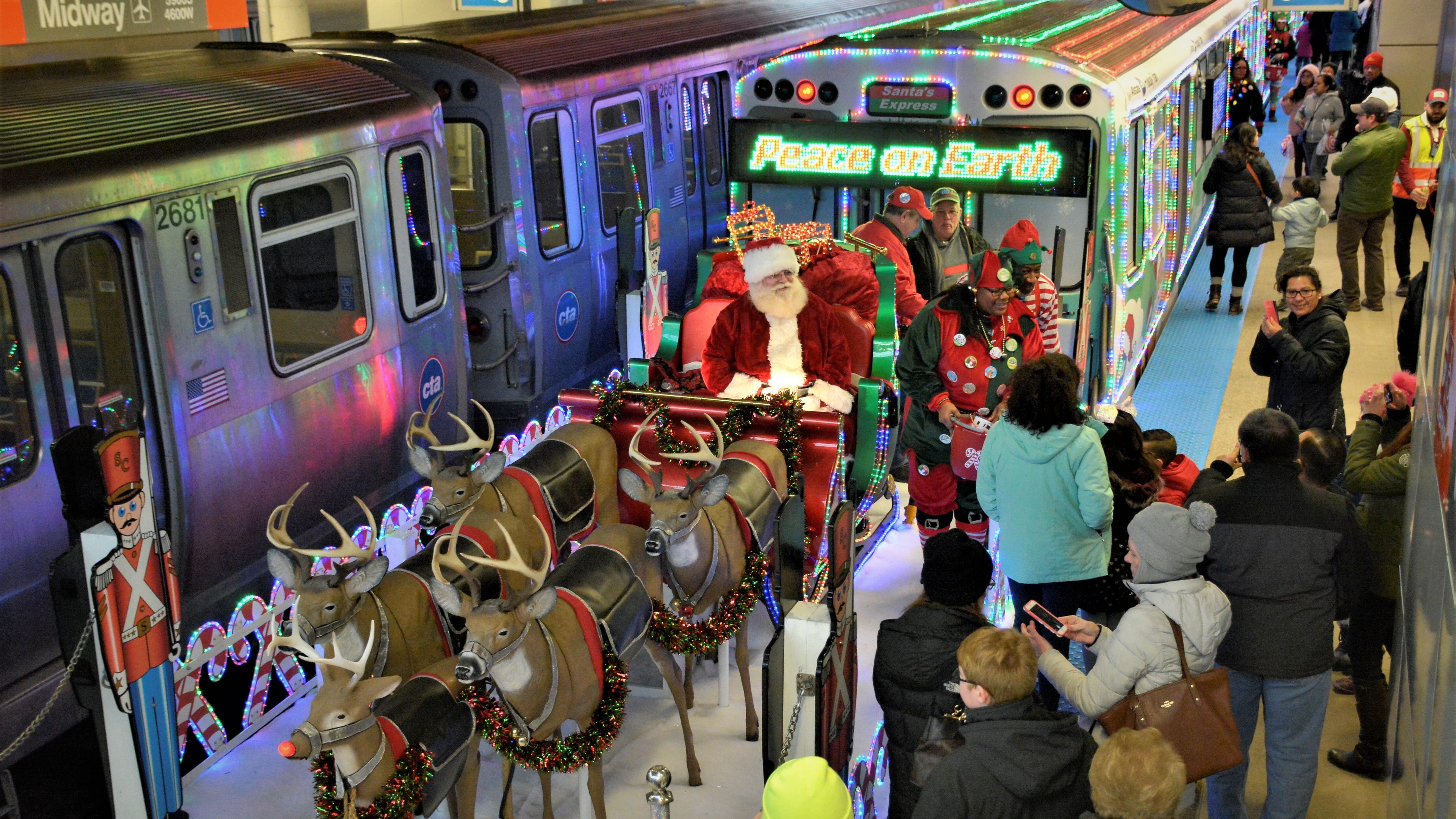 Santa's sleigh comes to the CTA, as holiday trains and buses return Friday