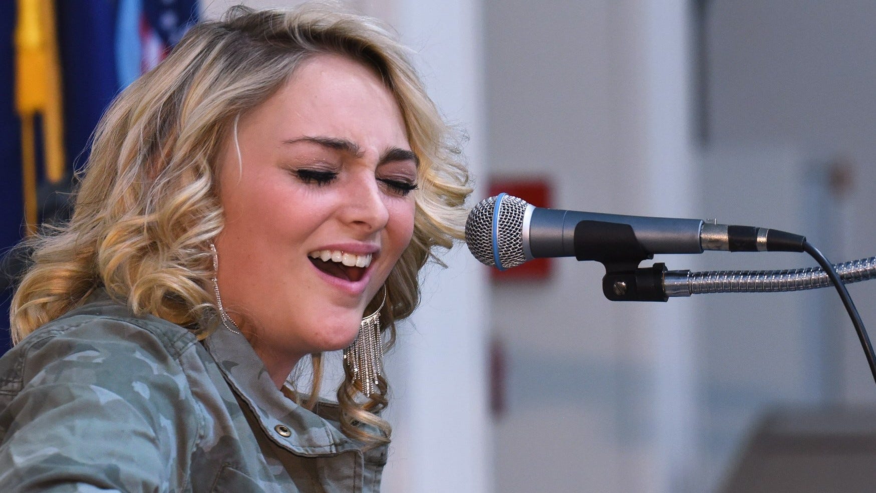 American Idol contestant making veterans' voices heard through song