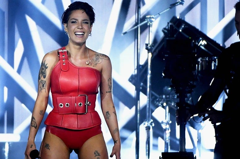 Halsey at the Billboard Music Awards