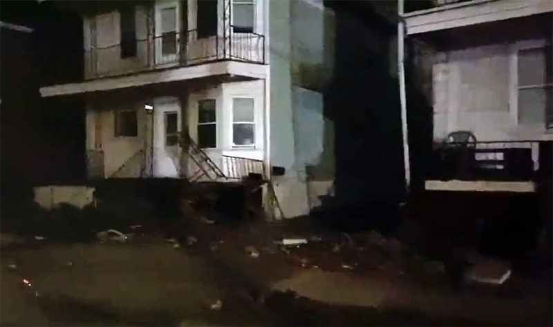 Car crashes into two Hamtramck homes