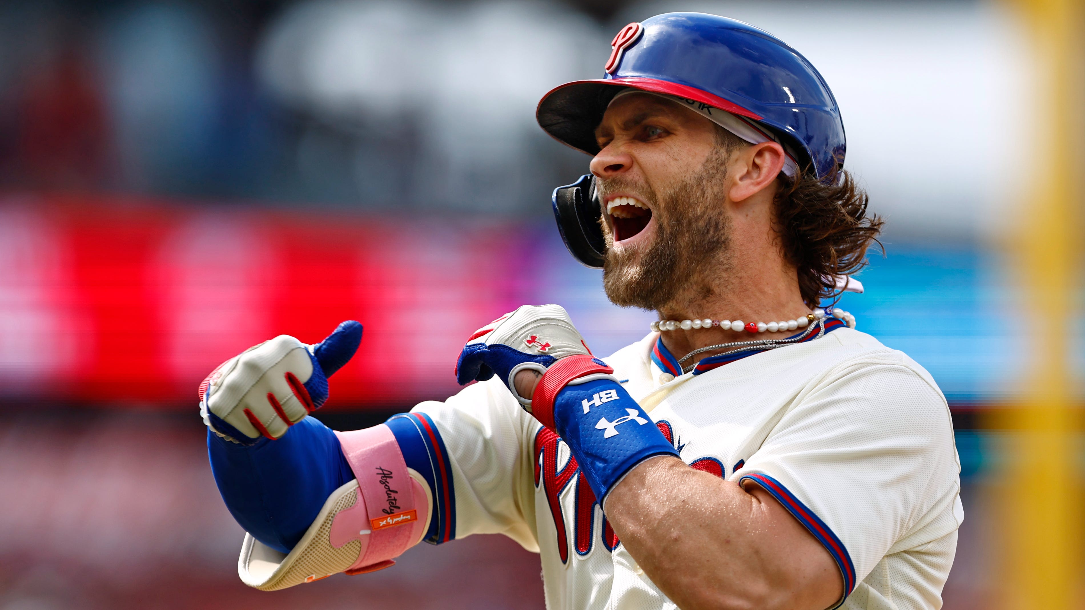Rob Thomson explains the plan for Bryce Harper at first base