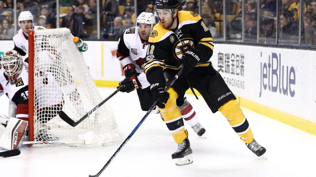 Jimmy Hayes’ family opens up about former Bruin’s drug-related death, hopes story can help others