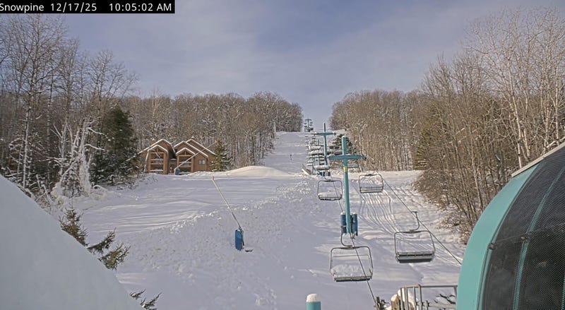 Holiday Valley Snowpine web camera looking up at The Wall, Ellicottville, N.Y.