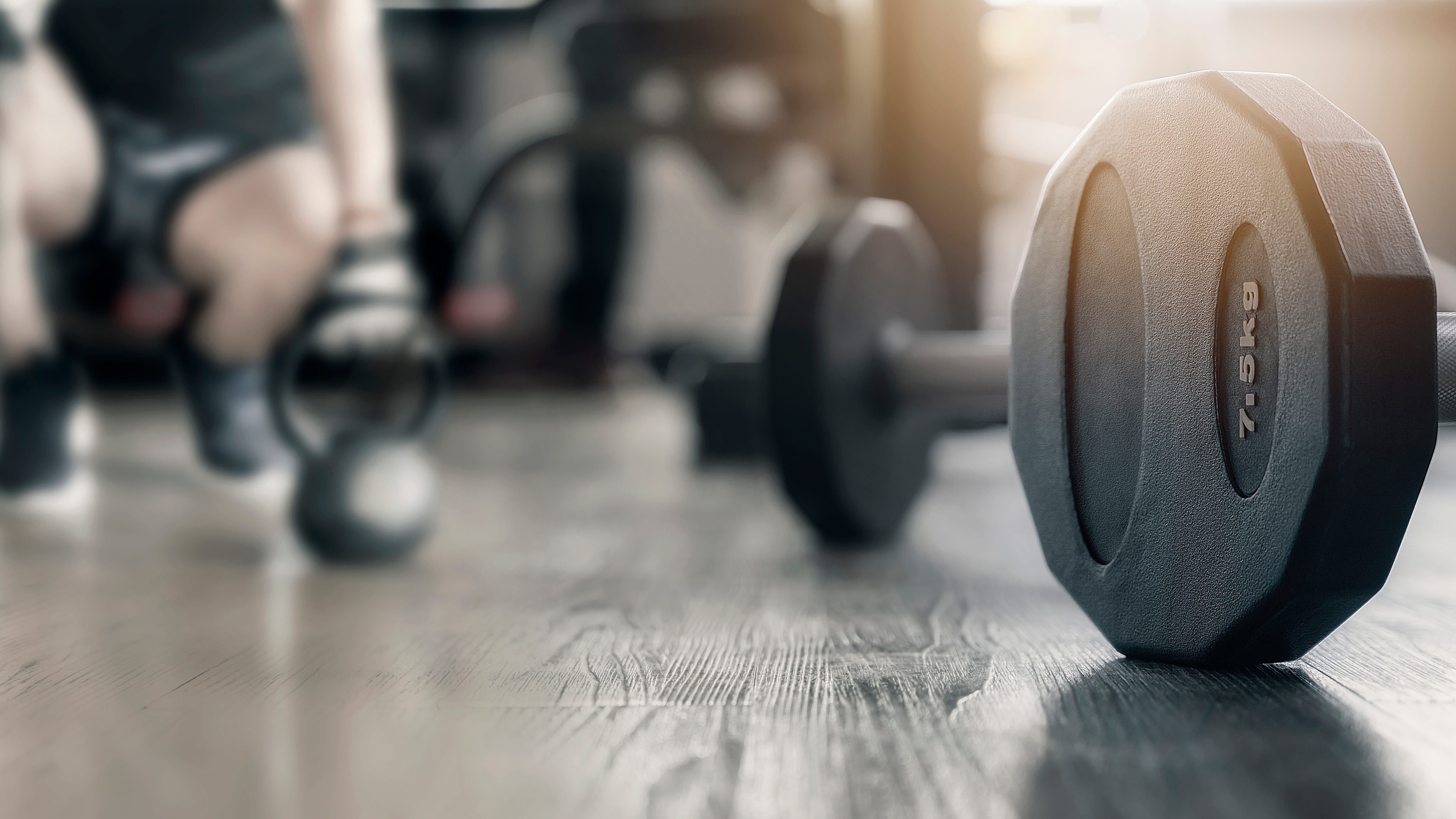 Finding equipment to start your own home gym has become very difficult during pandemic
