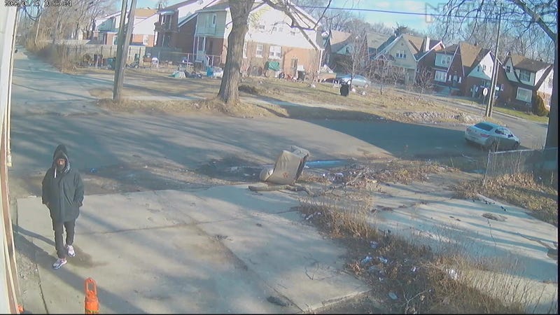 Fatal shooting suspect is seen on surveillance camera