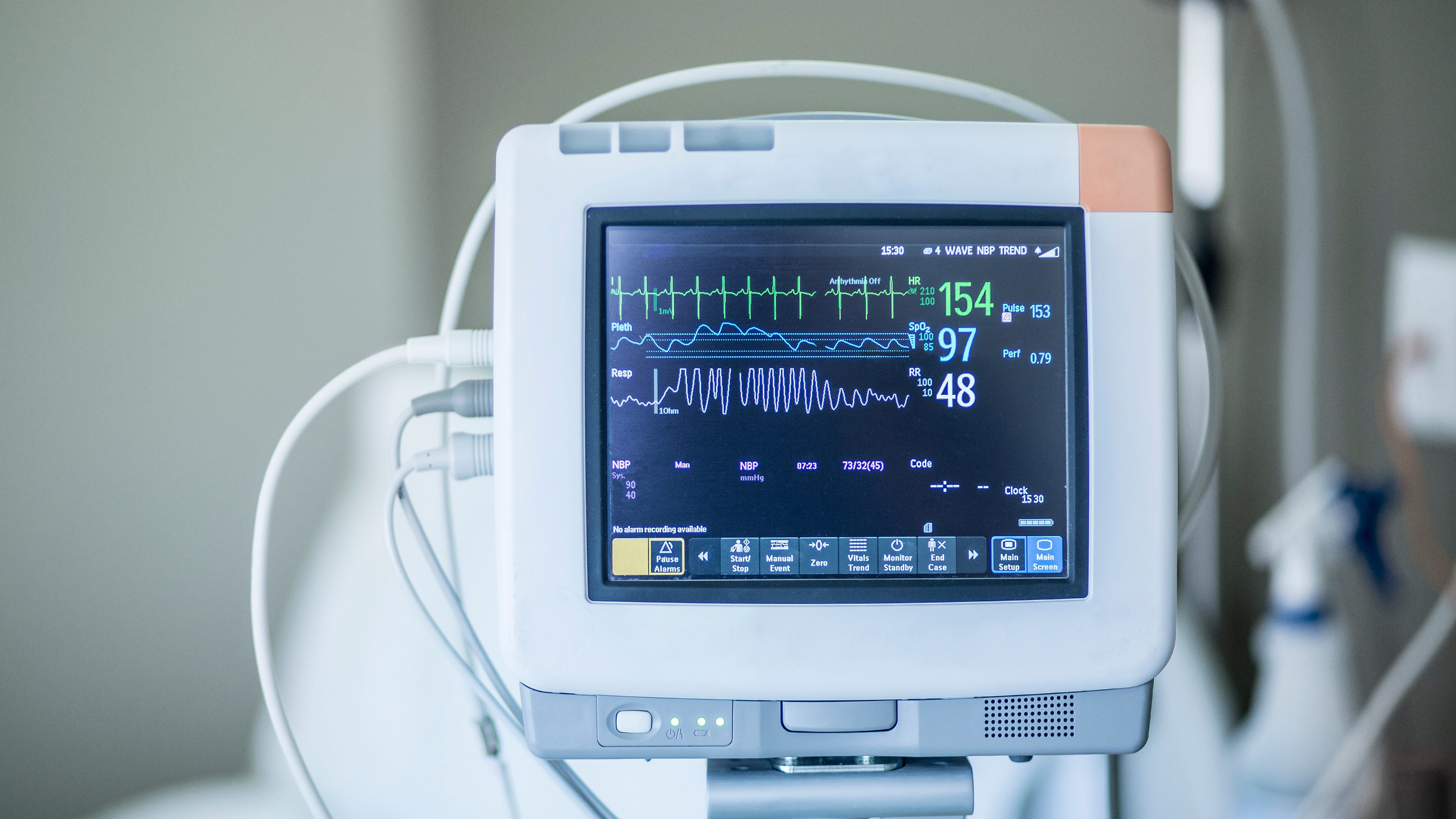 Henry Ford Health System seeing steady rise in COVID-19 hospitalizations