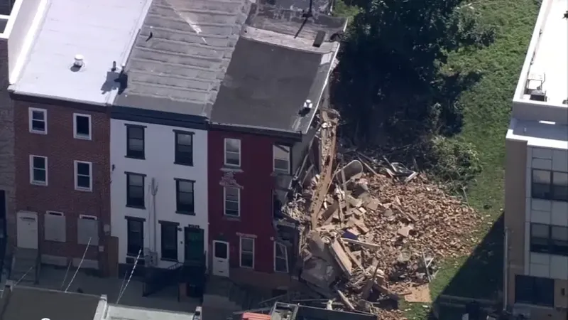 Row home partially collapses in North Philadelphia, injuring 1