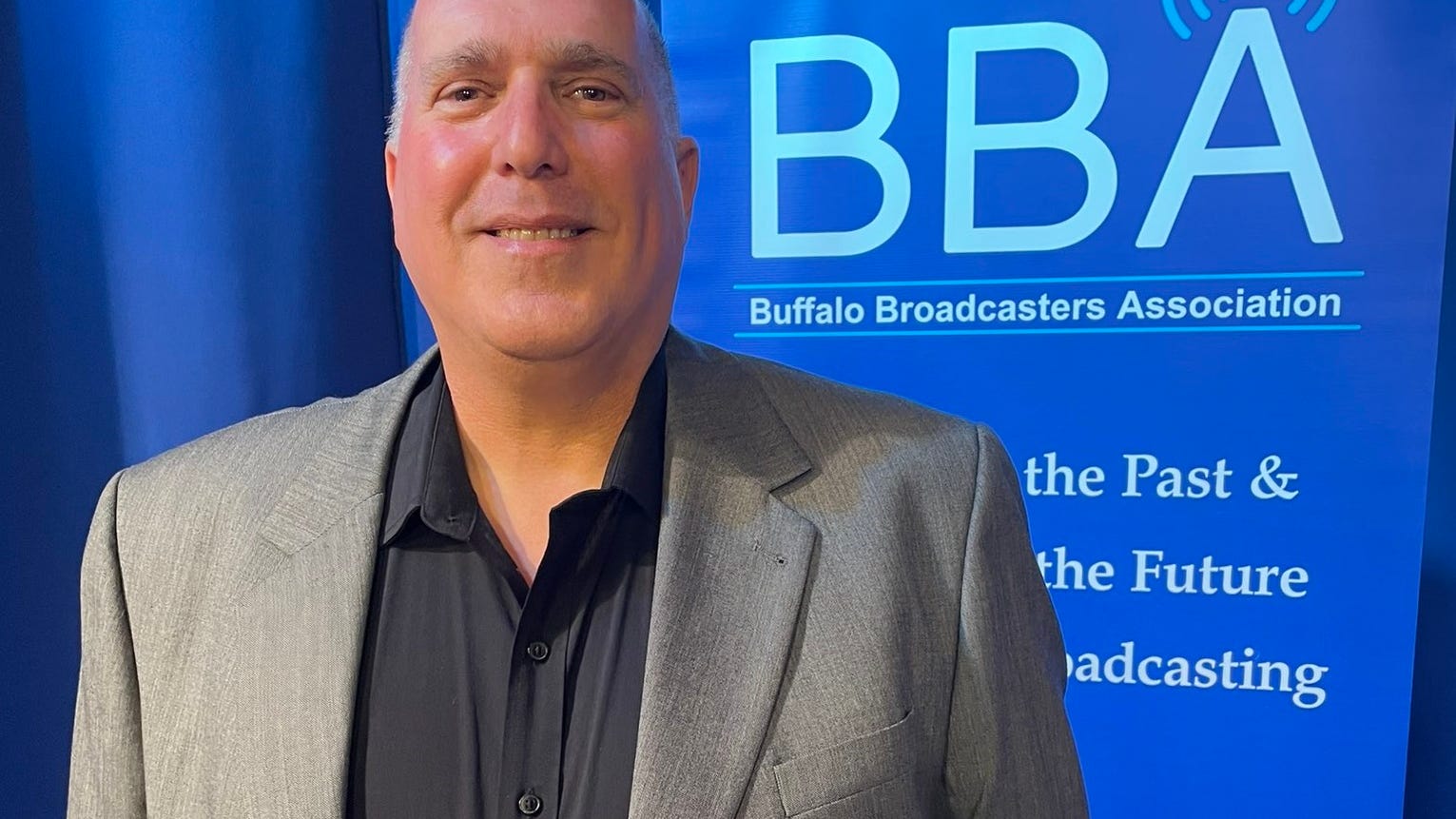 Longtime WGR morning host Howard Simon among 2024 class for Buffalo Broadcasters Hall of Fame