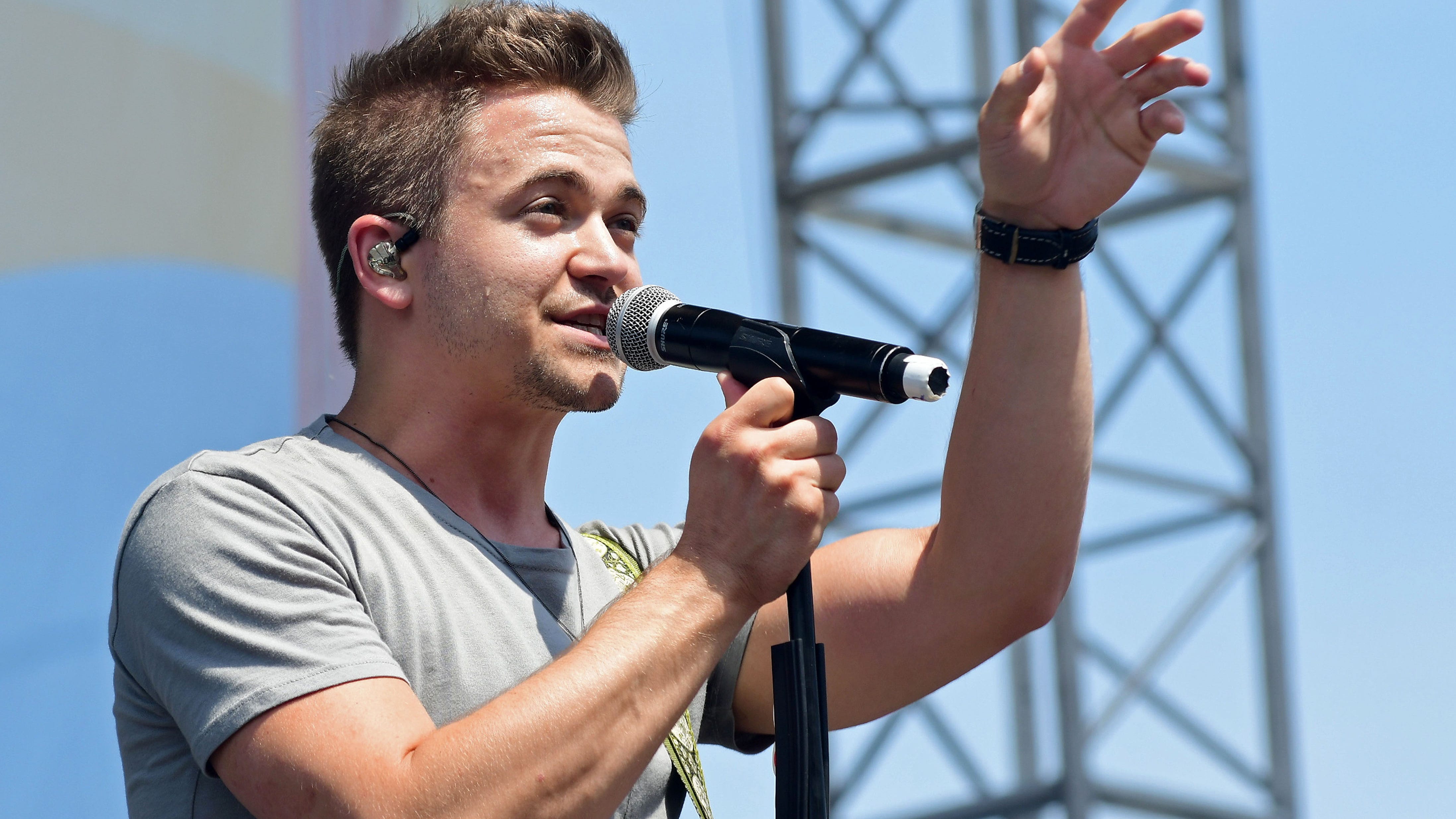 Hunter Hayes Returns With the Optimistic and Upbeat “Heartbreak”