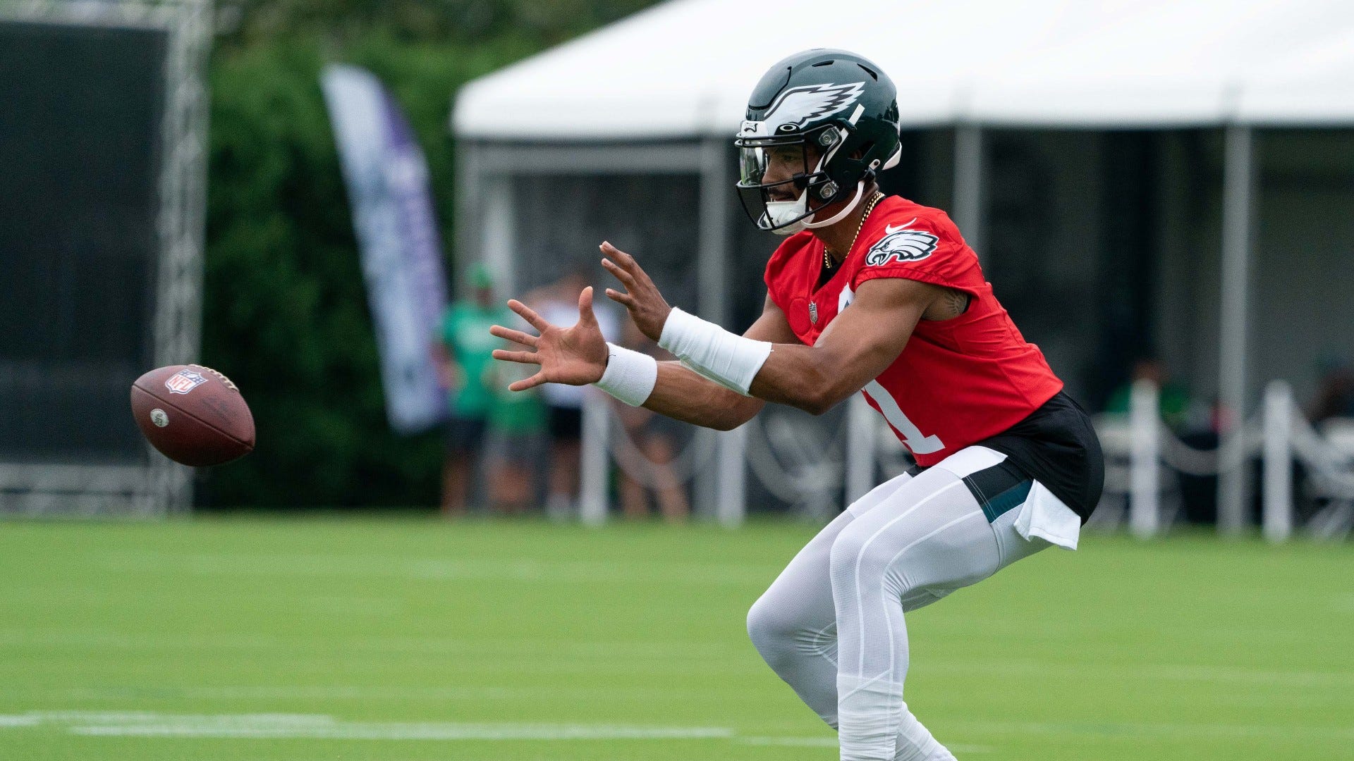 Eagles vs. Miami Dolphins: Day 1 takeaways