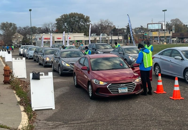 Metro Police hosts event for Hyundai owners