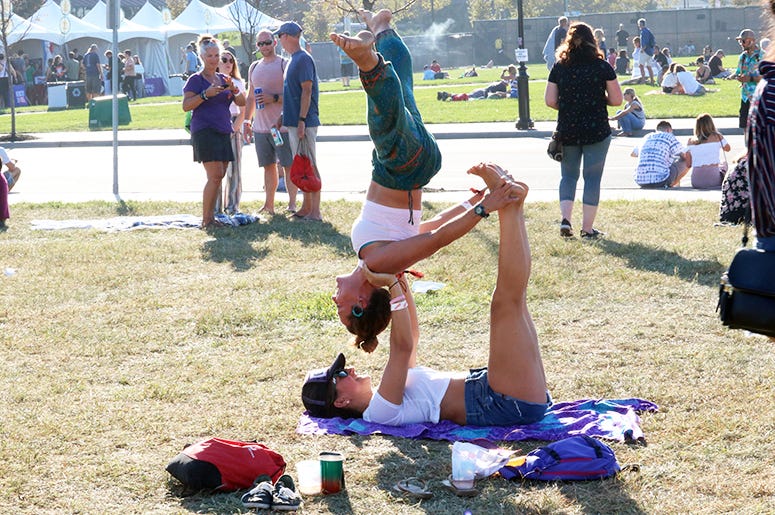 People doing tricks at Sea.Hear.Now