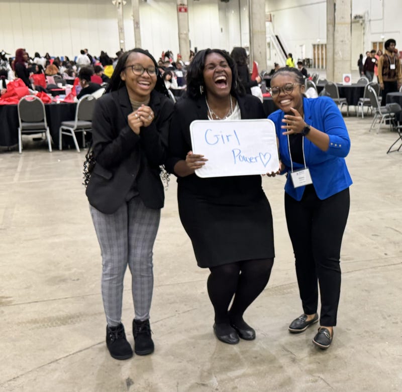 Da'Niyah Phillips, Victory Elekwechi and Jamyriah Scott