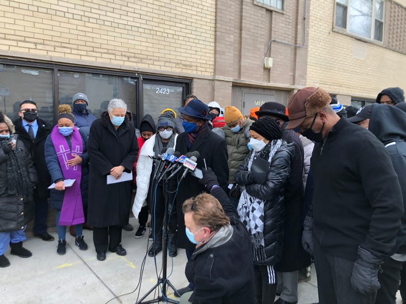 Community canvases South Side neighborhood looking for information about woman’s murder