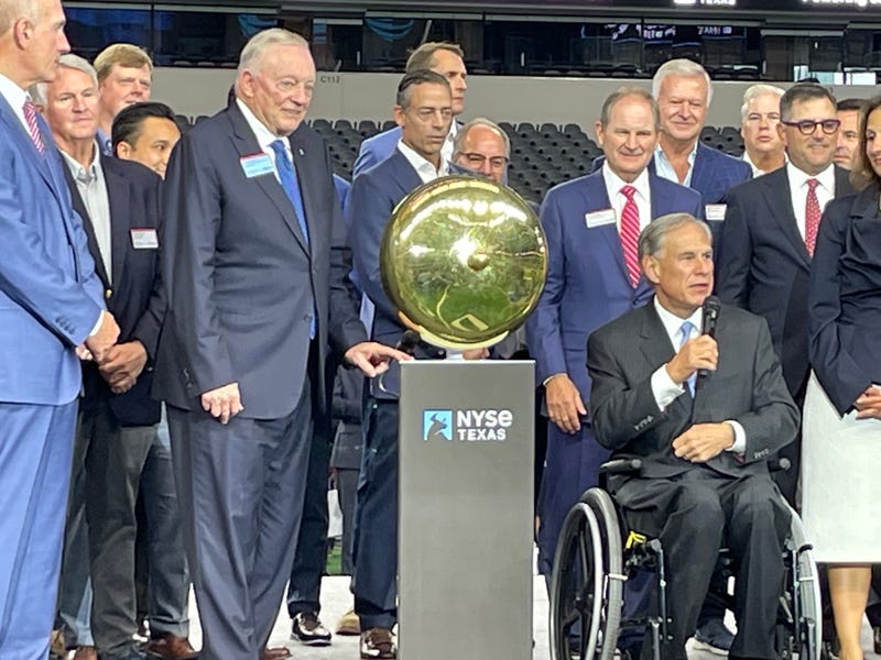 Gov. Greg Abbott rings closing bell on Wall Street from AT&T Stadium