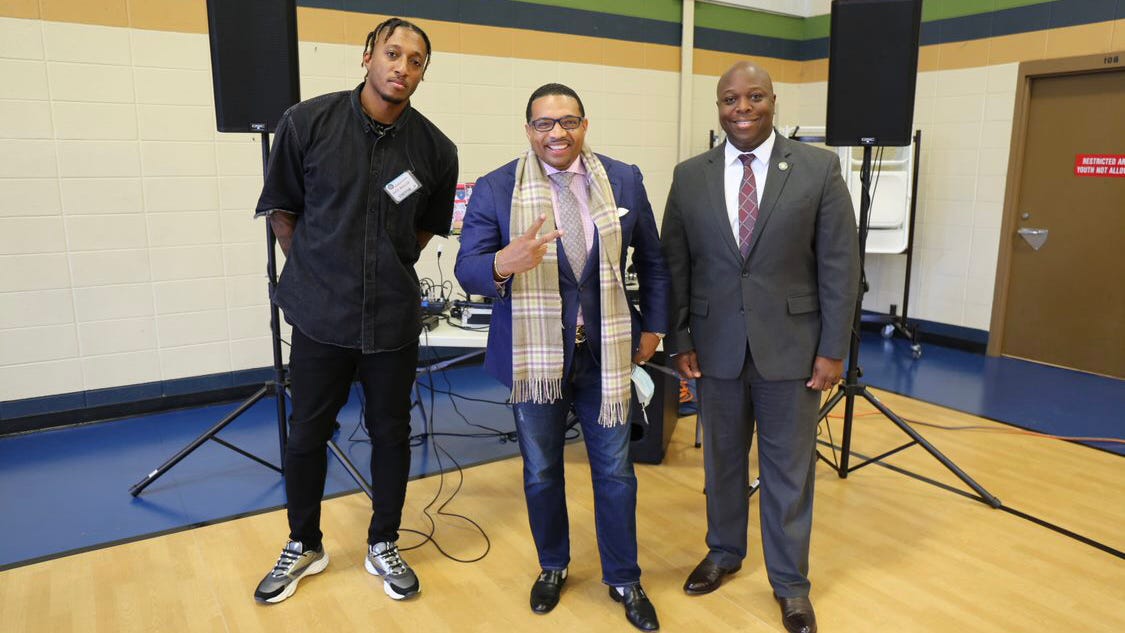 Lecrae Teams Up With Tyrone Oliver To Inspire Youth