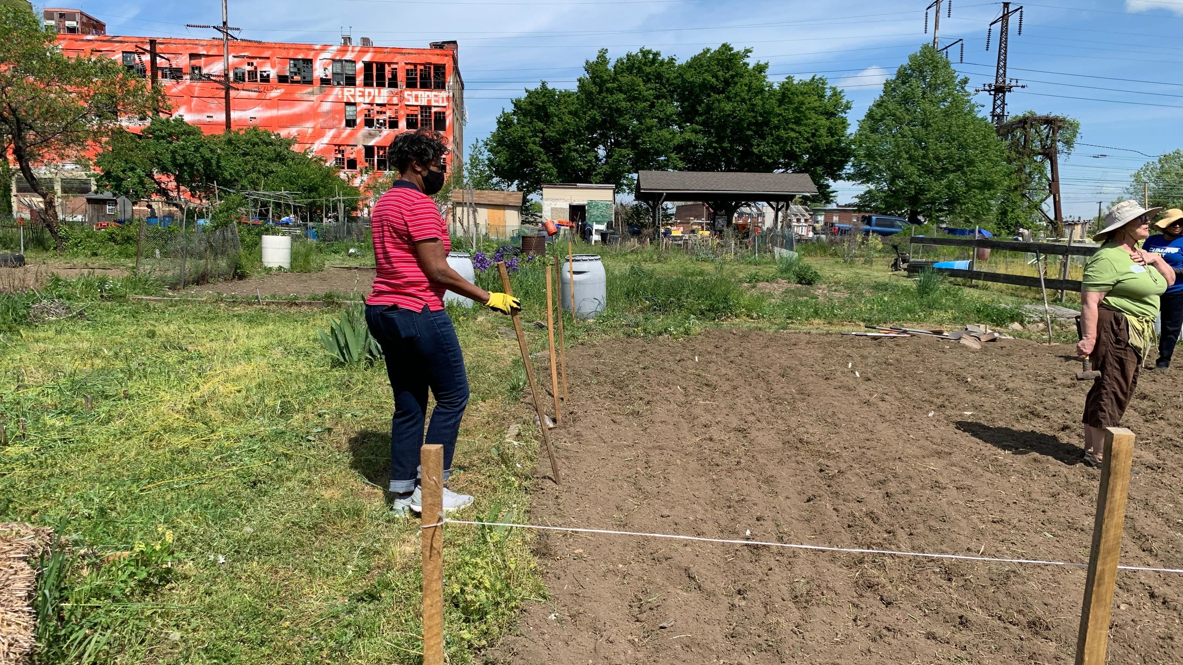 'It’s great public policy and it’s really a good time': Philly residents celebrate Earth Day, community garden