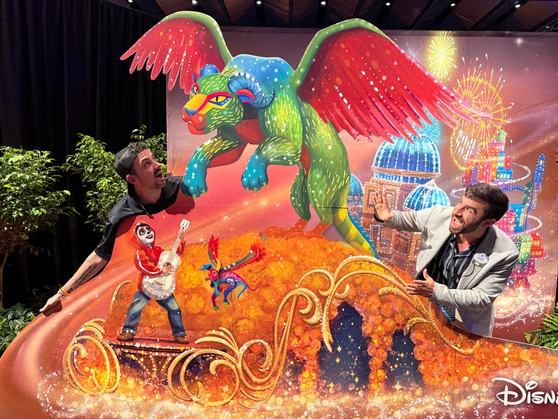 Coop chats with Alexander Gonzalez, Public Relations Manager on Summer Fun at Magic Kingdom