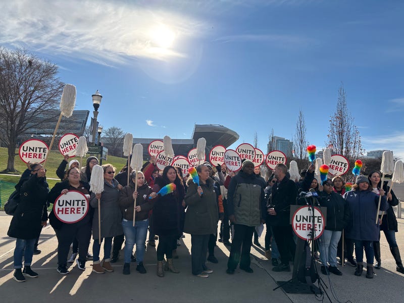 Chicago hotel workers outside Soldier Field 