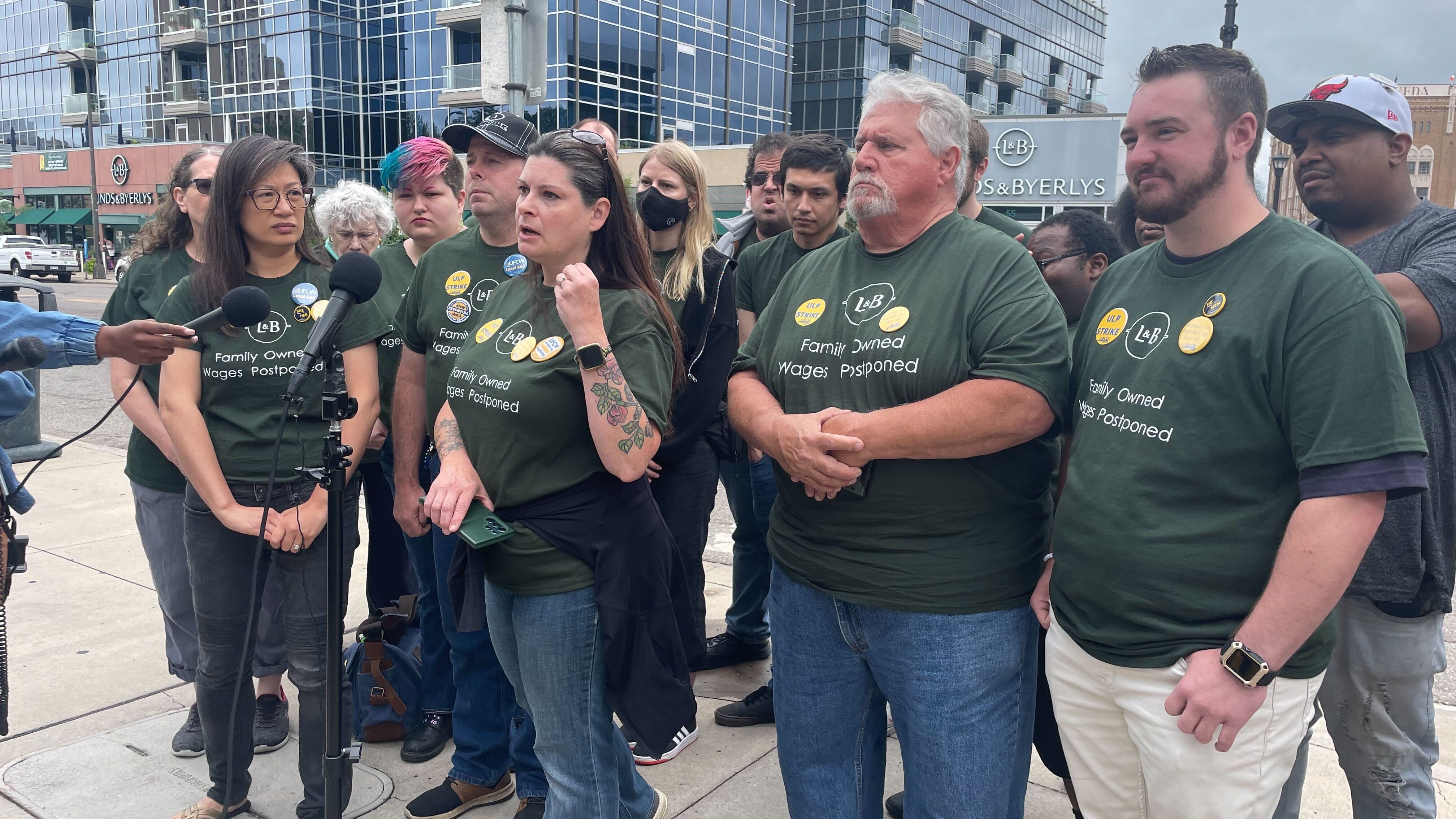 Lunds & Byerlys workers announce potential strike dates