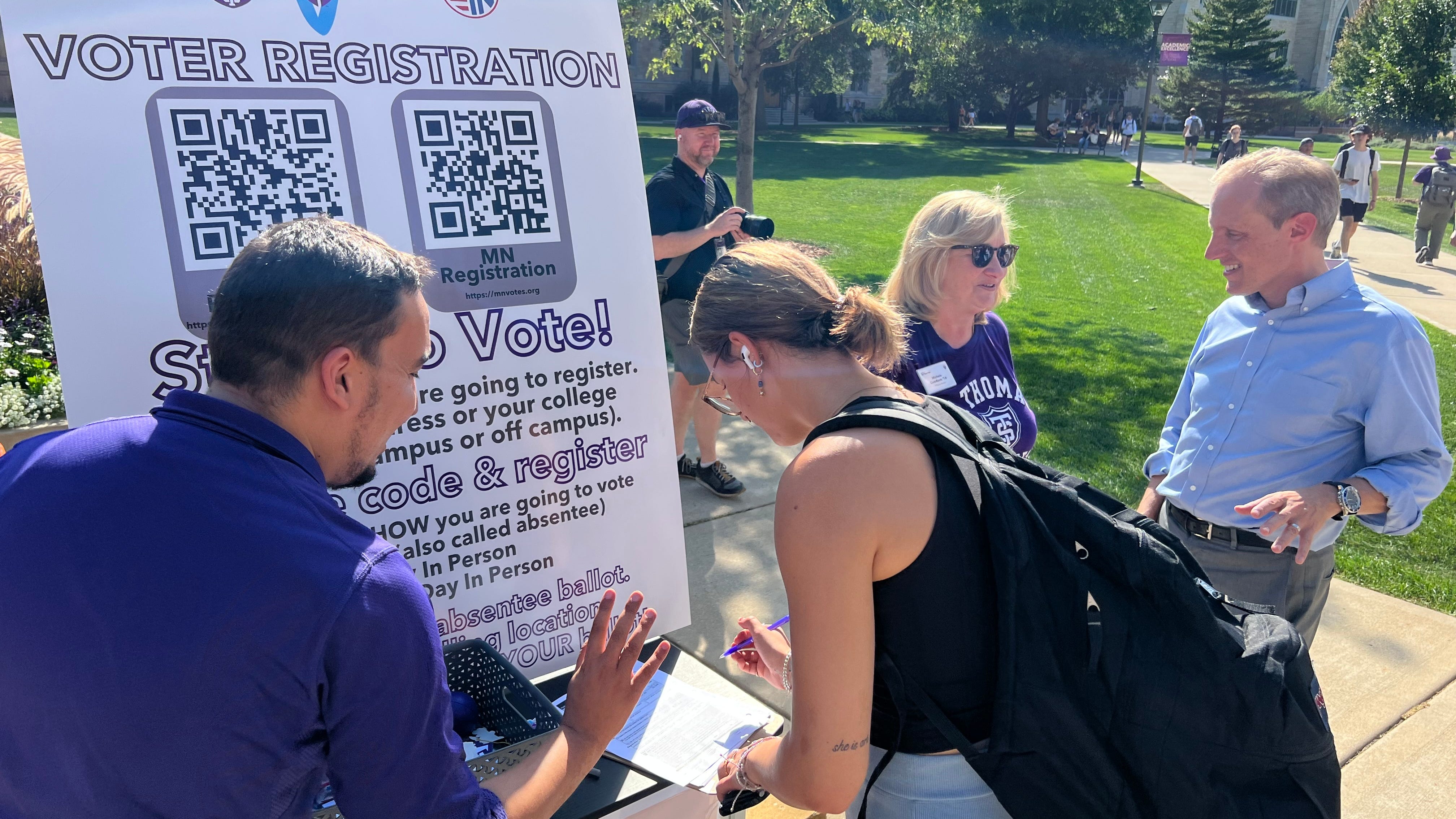 Voter registration kicks off before the 2022 midterm election