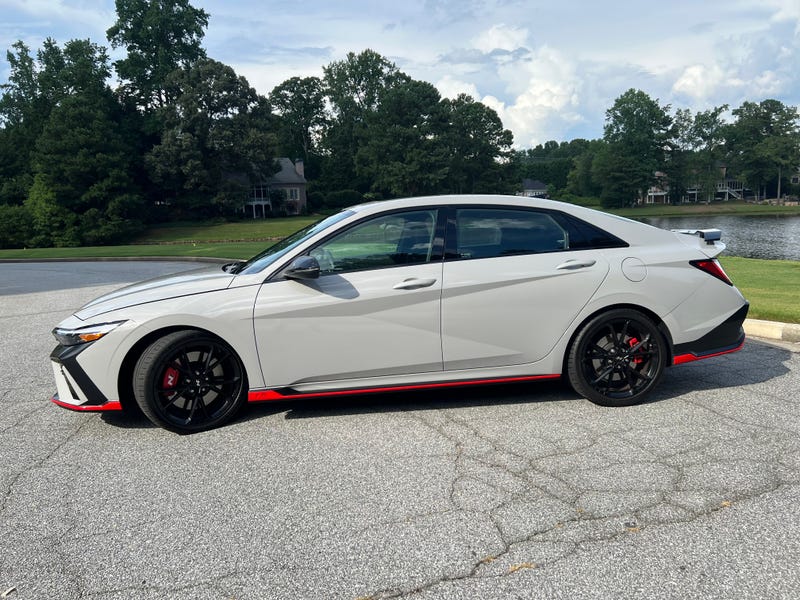 V103