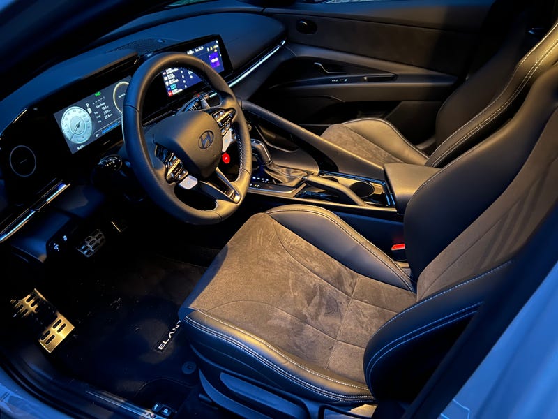 V103