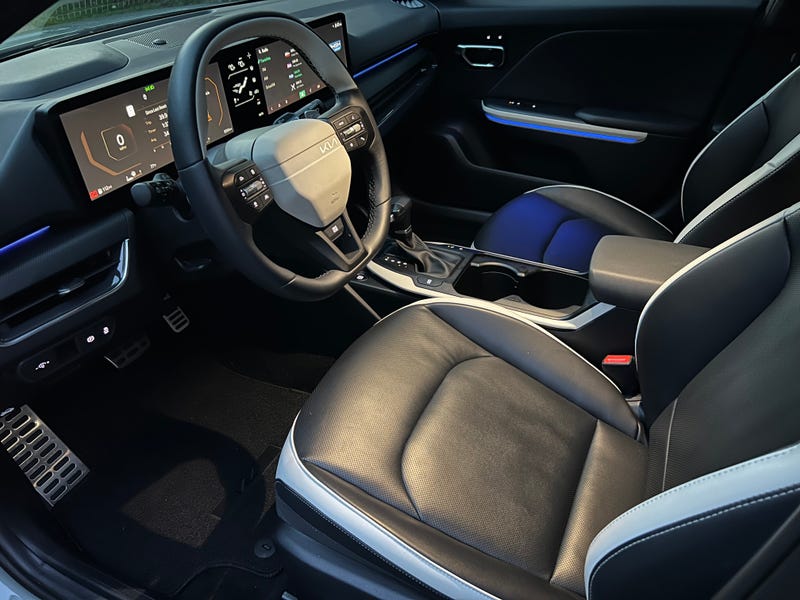 V103