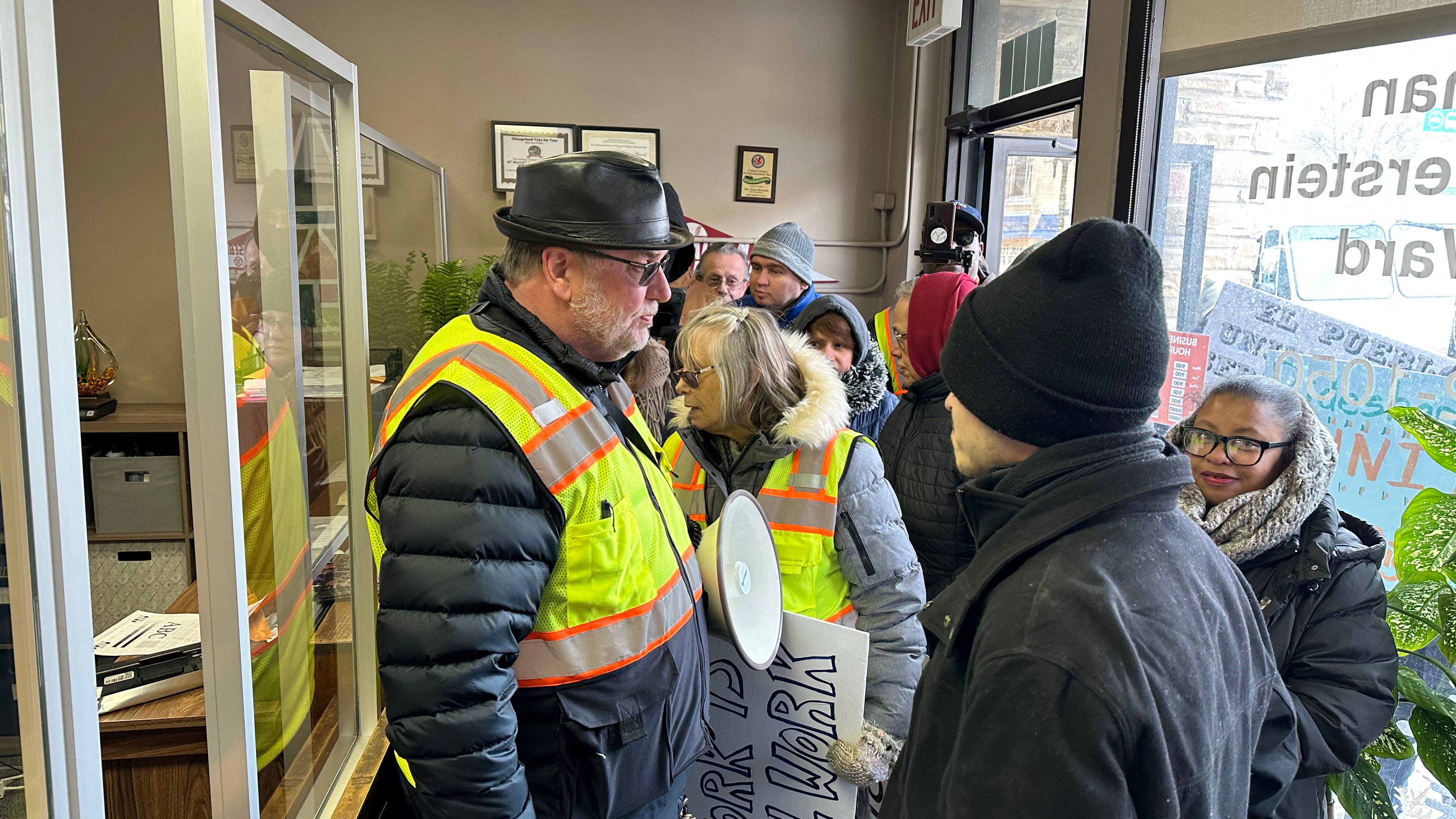 Rideshare drivers visit alderwoman's office to demand support