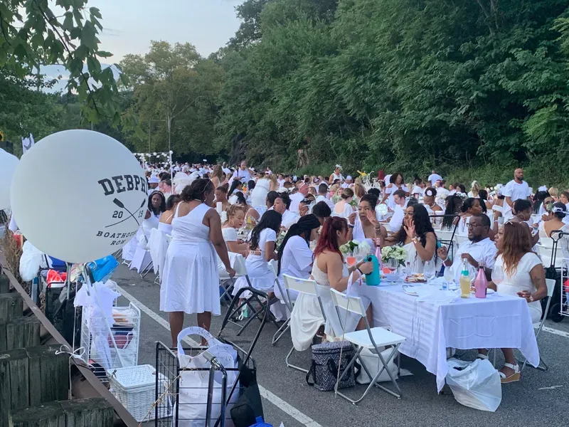 Diner en Blanc took over Boathouse Row in 2019.