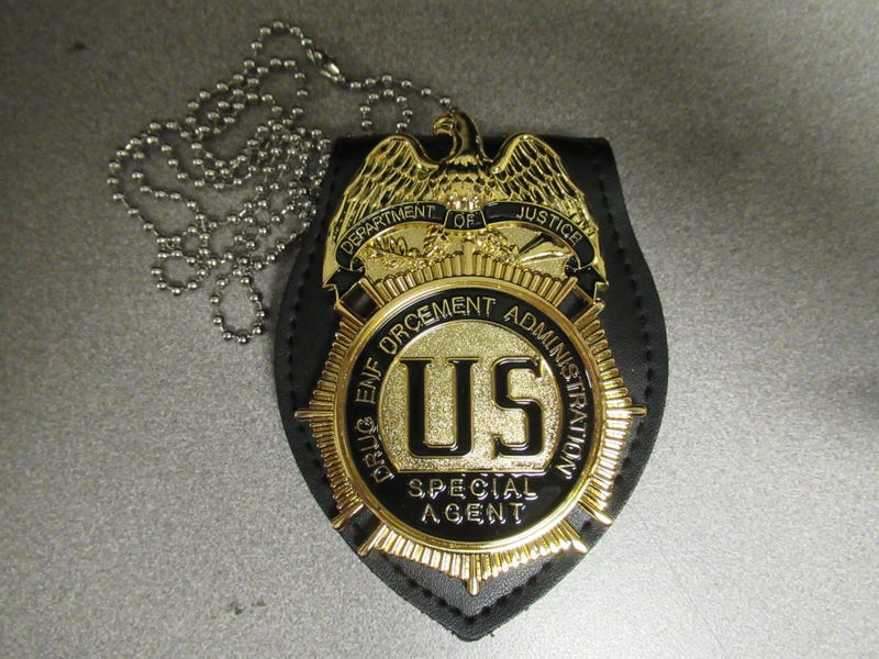 More fake law enforcement badges intercepted in Chicago