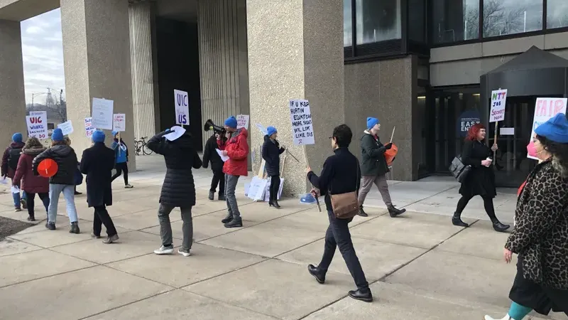 UIC faculty goes on strike