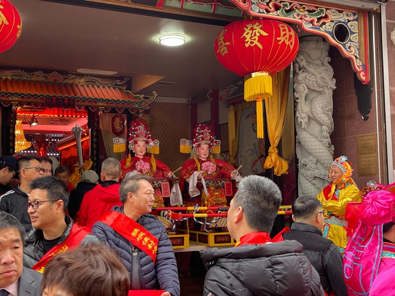 Hundreds gathered outside the Hoyu Chinese Folk Culture Center on Wood Street in Chinatown to ring in the birthday of General Humin.