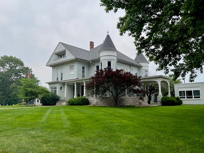 Hadley House in Edwardsville