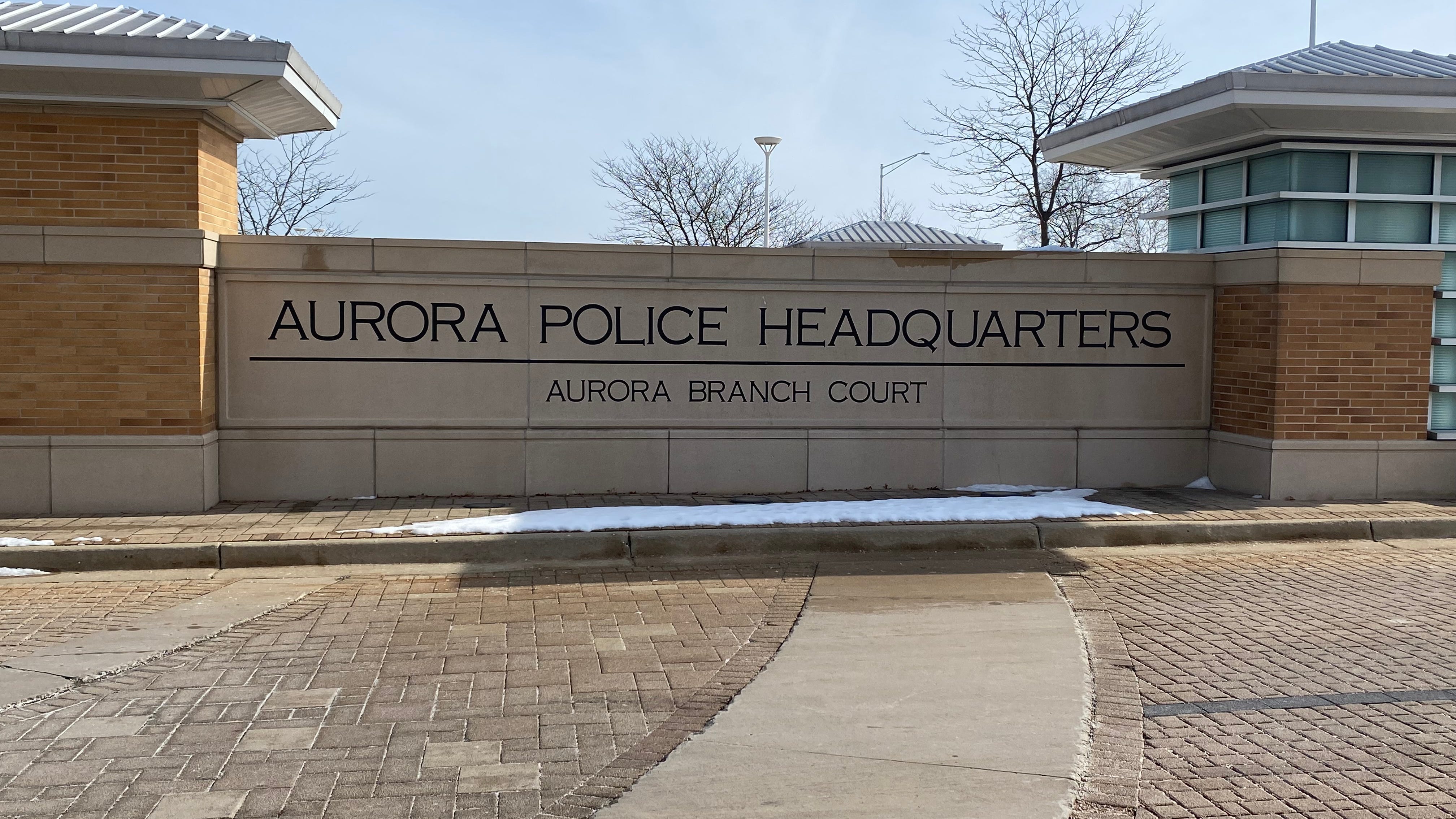 Aurora police shoot man they claim was armed with knives, threatening family members