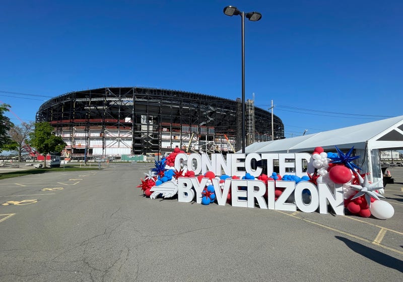 Verizon/Bills partnership