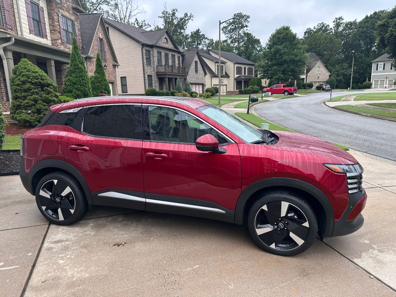 2025 Nissan Kicks